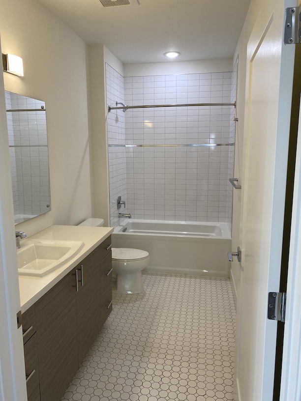 2nd Bathroom - 3500 S Corona St
