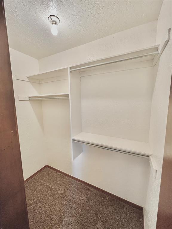 Building Photo - 1901 E Lindsey St