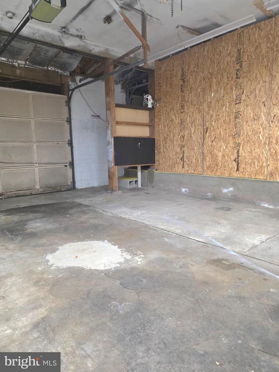 Building Photo - 17 S Jackson St