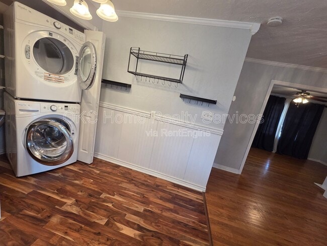 Building Photo - 3832 NW 17th St