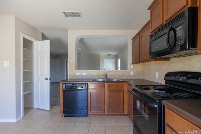 Building Photo - 2319 Salmon Creek