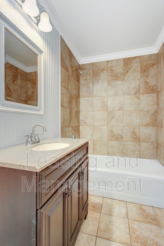 Building Photo - 408 Cleveland St