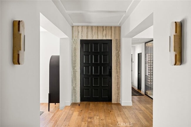 Building Photo - 5115 Los Feliz Blvd