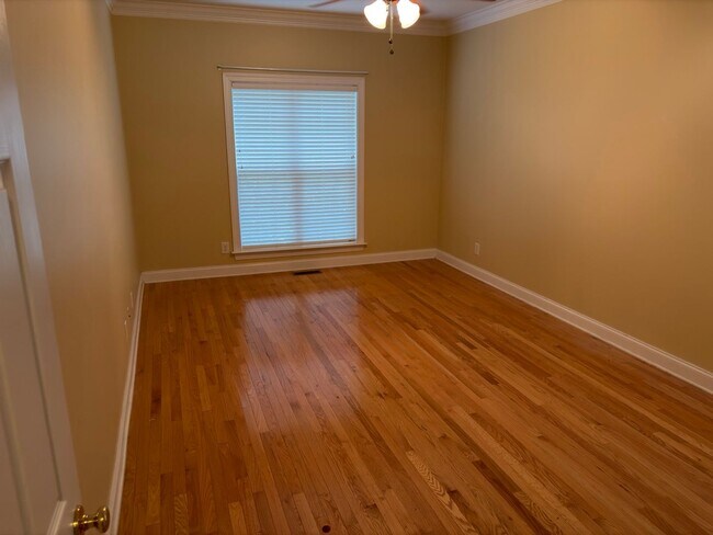 Building Photo - 507 Hannah McKenzie Dr