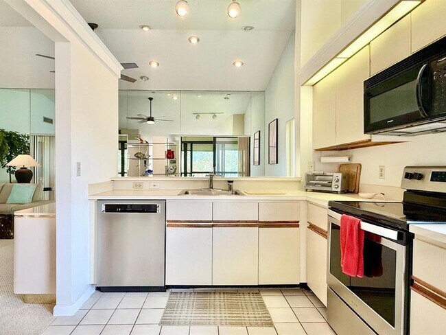 Building Photo - 10678 Ocean Palm Way