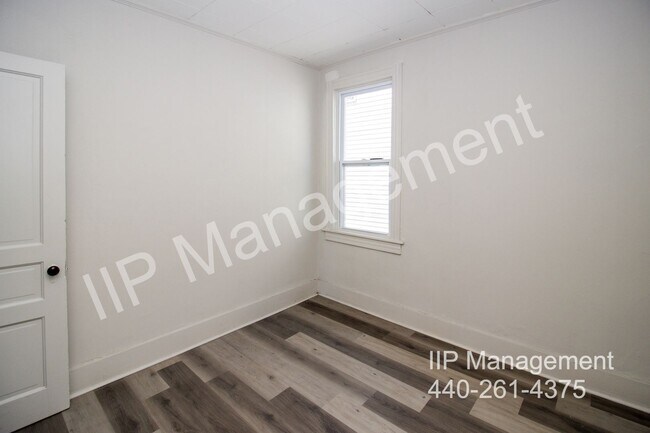 Building Photo - 7501 Berry Ave