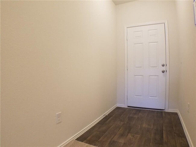 Building Photo - 15100 Harkness Pass