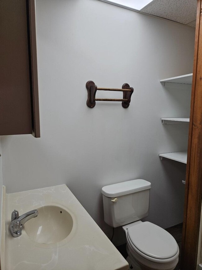 Building Photo - 341 N Lafayette St