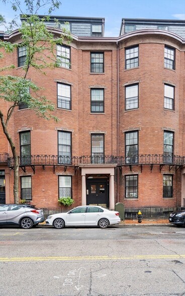 Building Photo - 27 Bowdoin St