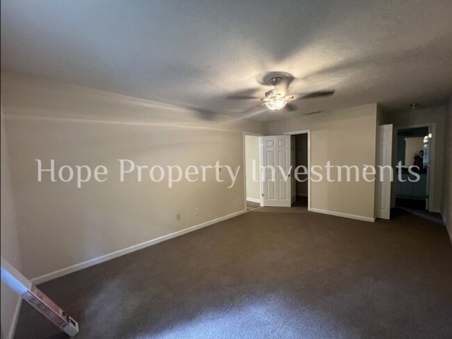 Building Photo - 370 Widgeon Dr
