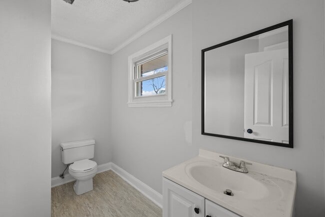 Building Photo - 1435 Auten Rd