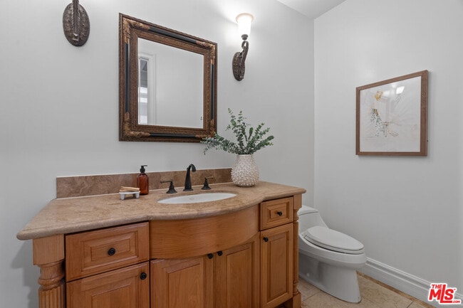 Building Photo - 3697 Benedict Canyon Ln