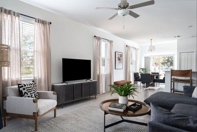 Building Photo - 38256 Fallstone Way