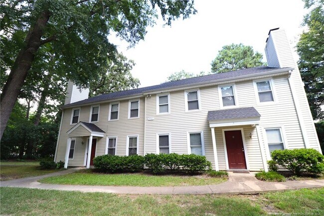 Primary Photo - 3901 Lexington Dr