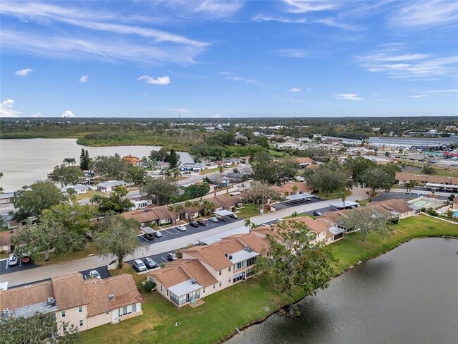 Building Photo - 3840 Staysail Ln