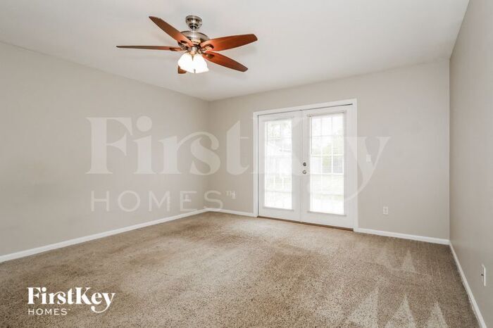 Building Photo - 3321 Citation Dr