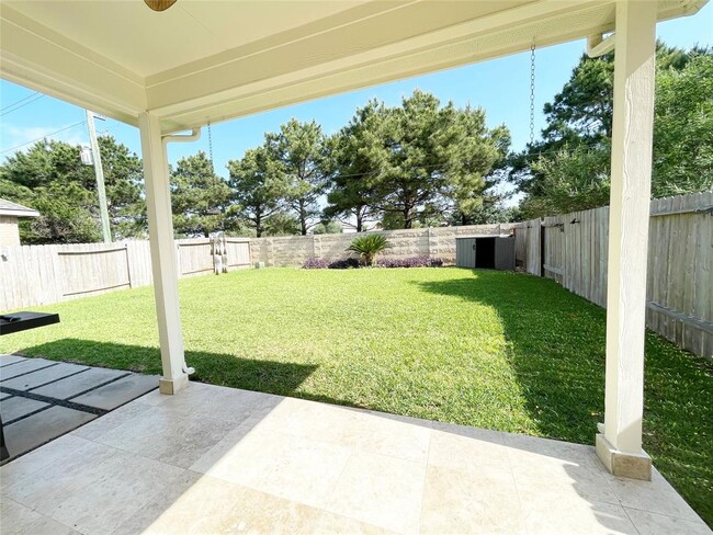 Building Photo - 26330 Longview Creek Dr