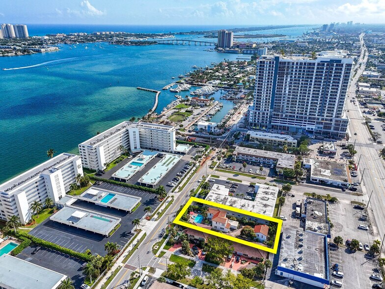 Building Photo - 414 Lake Shore Dr