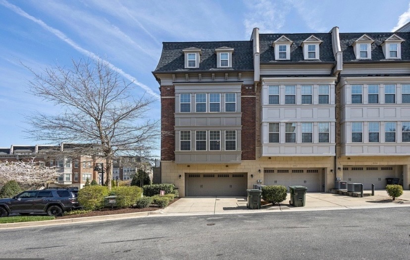 Building Photo - 600 Overlook Park Dr