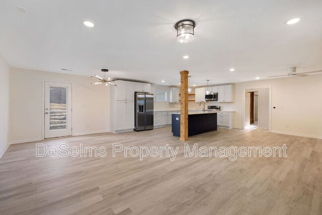 Building Photo - 4204 Brush Hill Rd