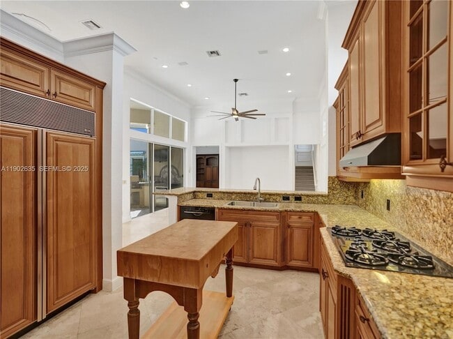 Building Photo - 16291 Bristol Pointe Dr