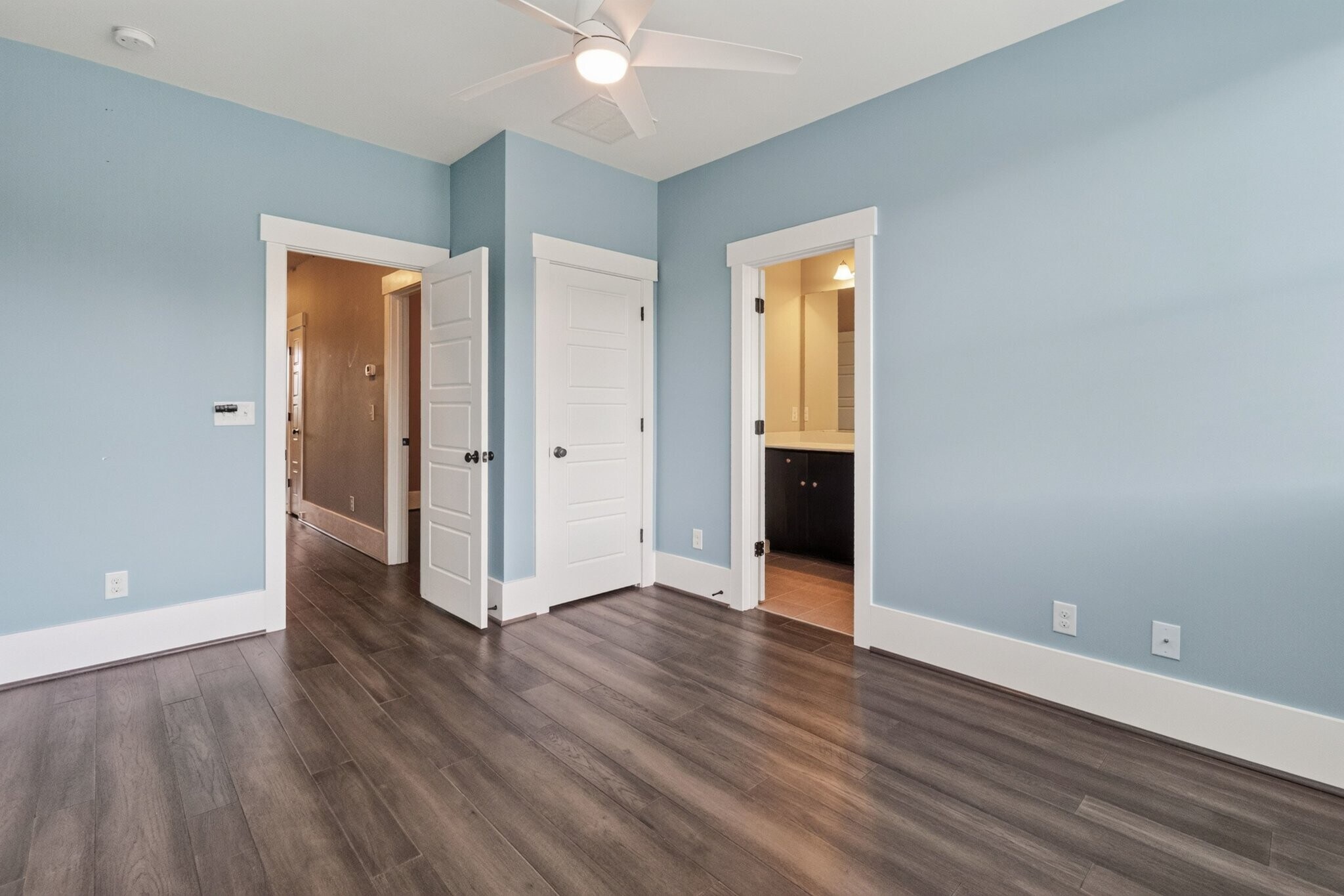Building Photo - 720 Waterscape Ct