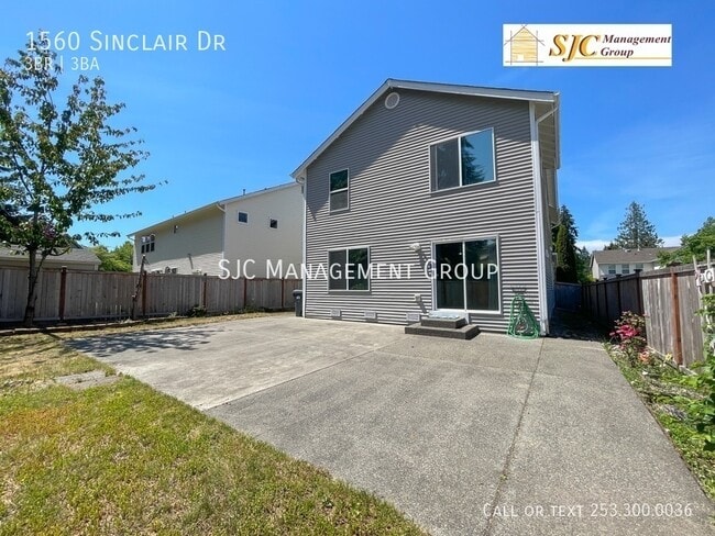 Building Photo - 1560 Sinclair Dr