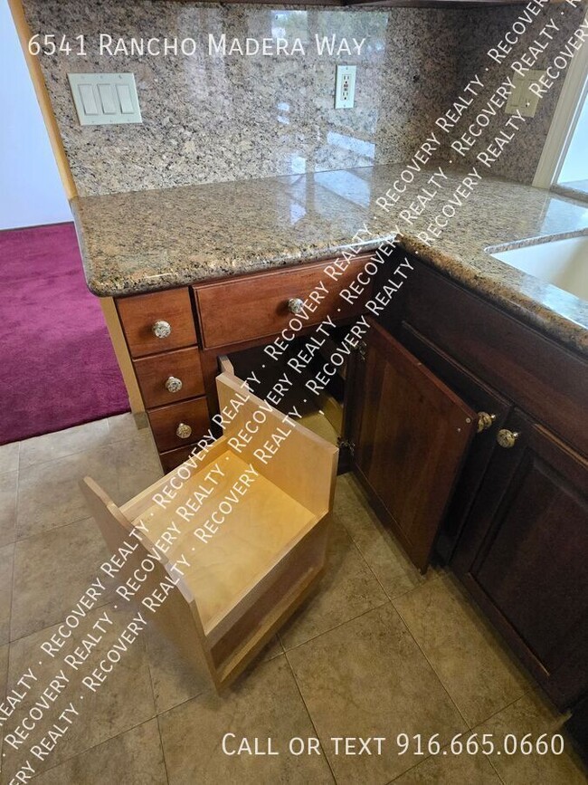 Building Photo - 6541 Rancho Madera Way