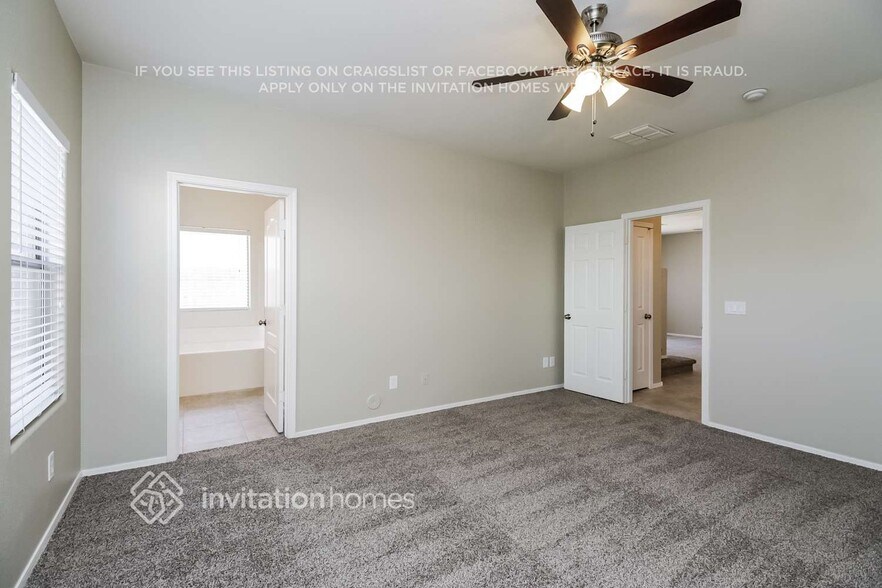 Building Photo - 15940 W Mauna Loa Ln