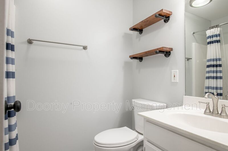 Building Photo - 8170 Fatherson Cir