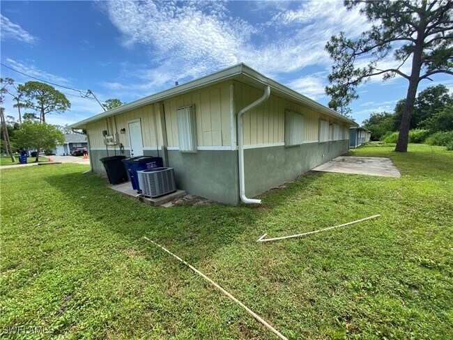 Building Photo - 4202 Pine Drop Ln