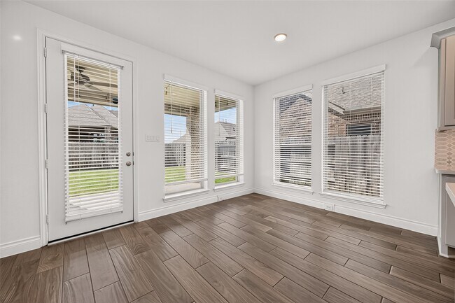 Building Photo - 25109 Pinebrook Grove Ln