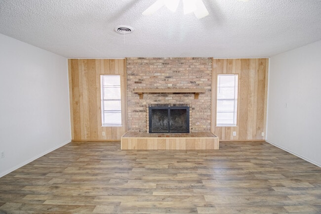 Building Photo - 5503 36th St