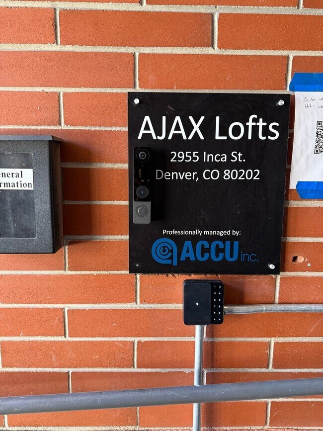 Building Photo - Full Service Executive Fully Furnished All Inclusive Architectural Penthouse Loft Downtown Denver