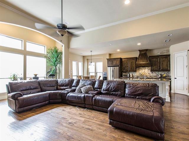 Building Photo - 1521 Snowberry Dr