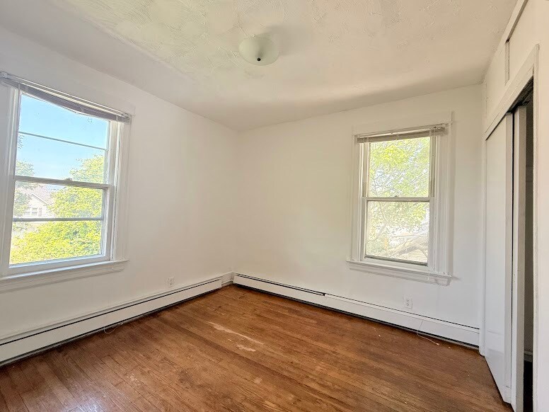 Building Photo - 296 Crestview Pl