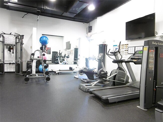 Building Photo - 2001 Meridian Ave