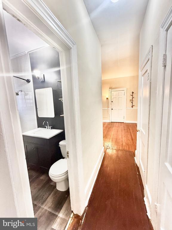 Building Photo - 911 Prince St