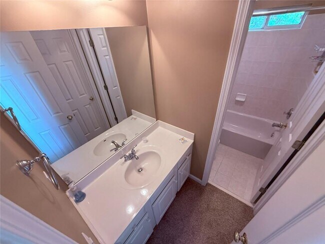 Building Photo - 5230 Fieldwood Dr