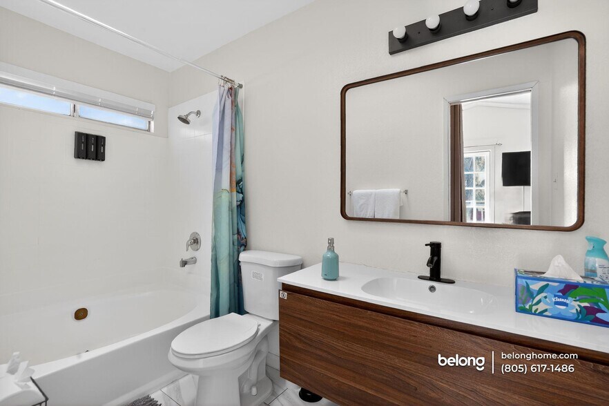 Building Photo - 4505 Gardenwood Ln