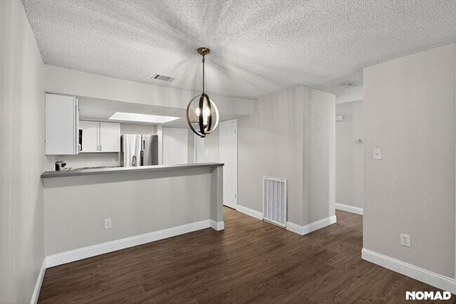 Building Photo - Modern 3BR Rental with Gated Yard, Garage & Prime San Antonio Location