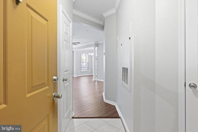 Building Photo - 5947 Founders Hill Dr