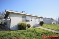 Building Photo - 104A Warren Ave