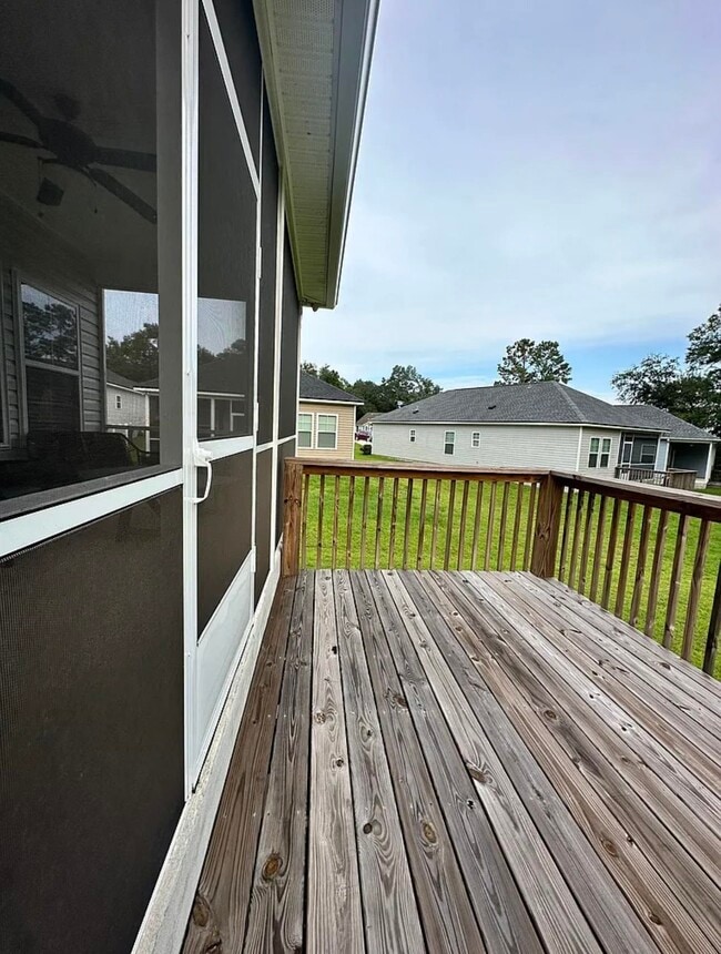 Building Photo - 929 Beaver Creek Way