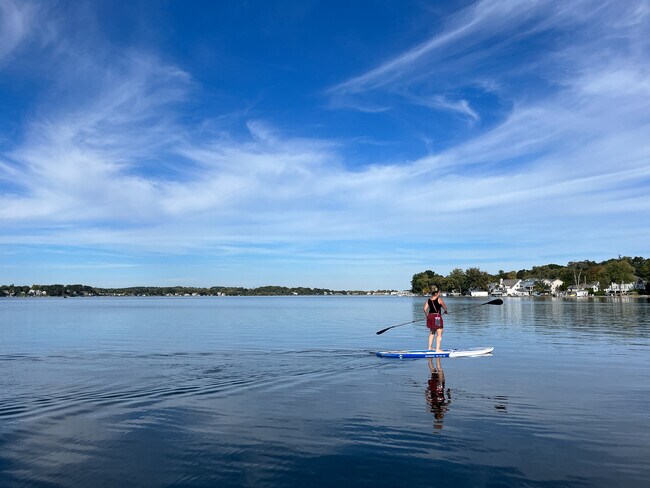 Building Photo - 348 Willow Grove Dr