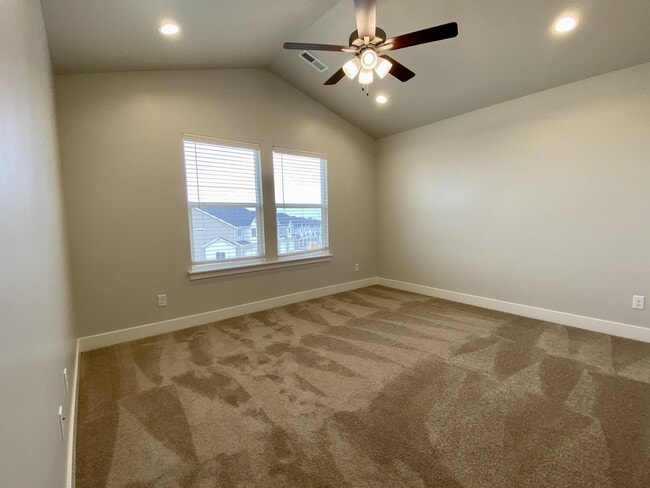 Building Photo - 13926 S Champlin Peak Dr