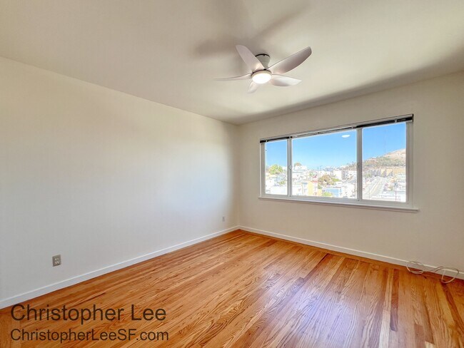 Building Photo - 331 Campbell Ave