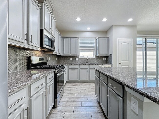 Building Photo - 329 Alcove Dr