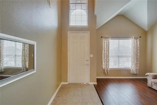 Foyer - 2929 Aurora Mist Dr