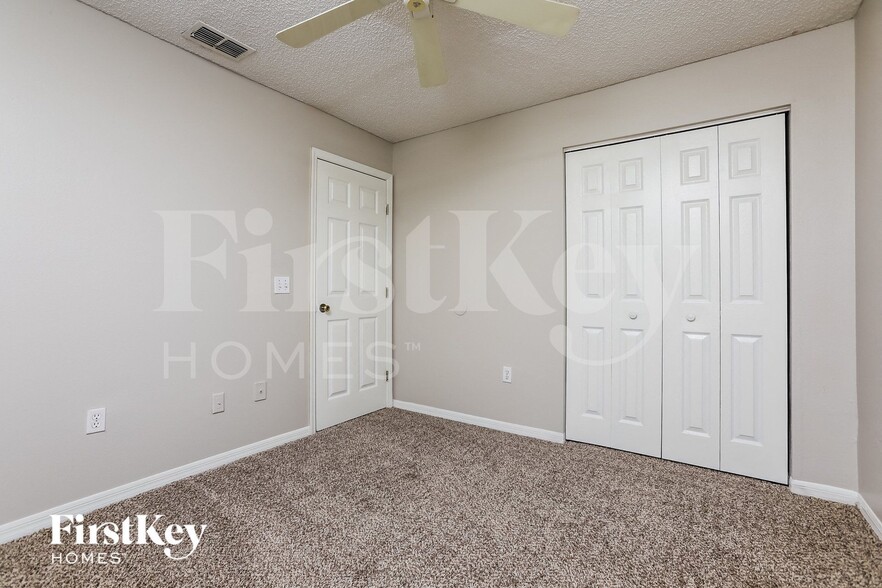 Building Photo - 2059 Gallagher Ave